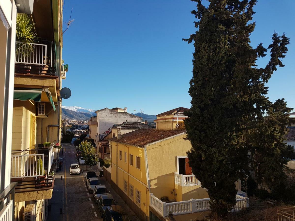 Апартаменты Apartamento Del Pintor | Santiago Гранада Экстерьер фото